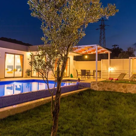Yesilkoy 2 Bedroom - 9634 *
