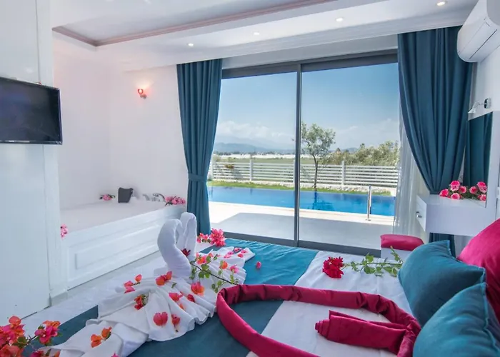 Yesilkoy 2 Bedroom Вилла