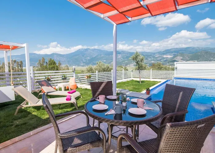 Yesilkoy 2 Bedroom Вилла Калкан