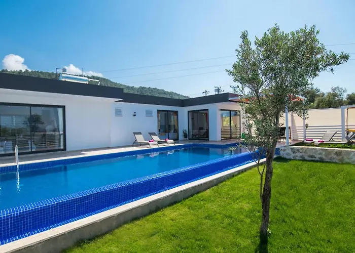 Yesilkoy 2 Bedroom