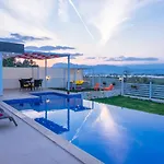 Yesilkoy 2 Bedroom Vilă *